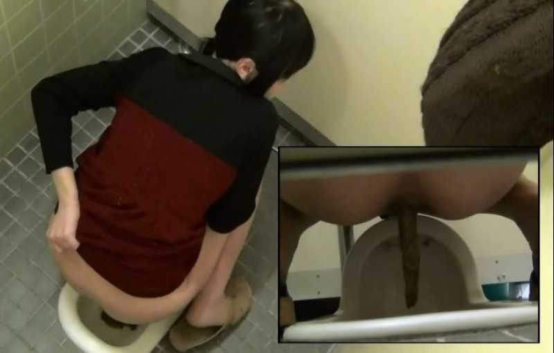 のぞき見の女性トイレの排便と放尿スカトロアダルトビデオ720p