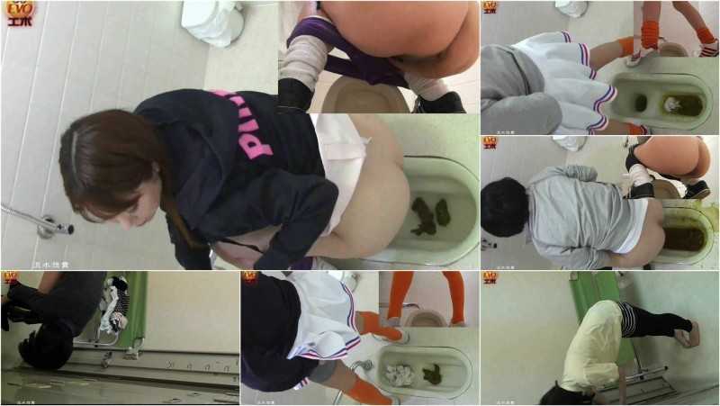 EE-05 | Peeping on young girls during gym. Toilet pooping voyeur.