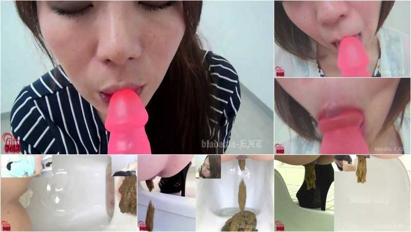 FF-059 Multi View Scat At The Toilet And Dildo Sucking.